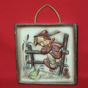 Vintage MJ Hummel Retreat to Safety Wall Plaque Hanging Decor